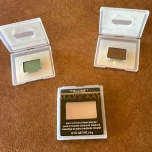 Mary Kay Sheer Mineral Pressed Powder Beige 2 and Two Mineral Eye Colors New